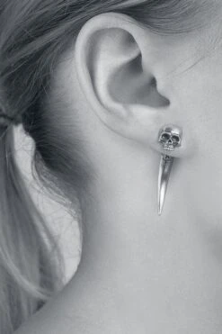 "Tomb Skull Horn" Ear Stud Silver-coloured By Alchemy Gothic 8 "Tomb Skull Horn" Ear Stud Silver-coloured By Alchemy Gothic -Men Fashion Clothing Store 260861c