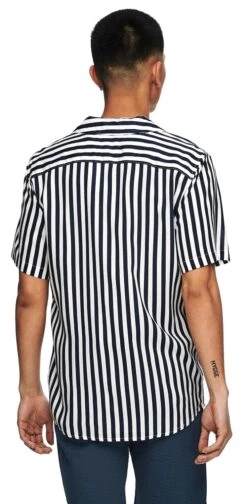 "ONSWAYNE LIFE SS VISCOSE SHIRT NOOS" Short-sleeved Shirt Blue-white By ONLY And SONS 11 "ONSWAYNE LIFE SS VISCOSE SHIRT NOOS" Short-sleeved Shirt Blue-white By ONLY And SONS -Men Fashion Clothing Store 539621wb