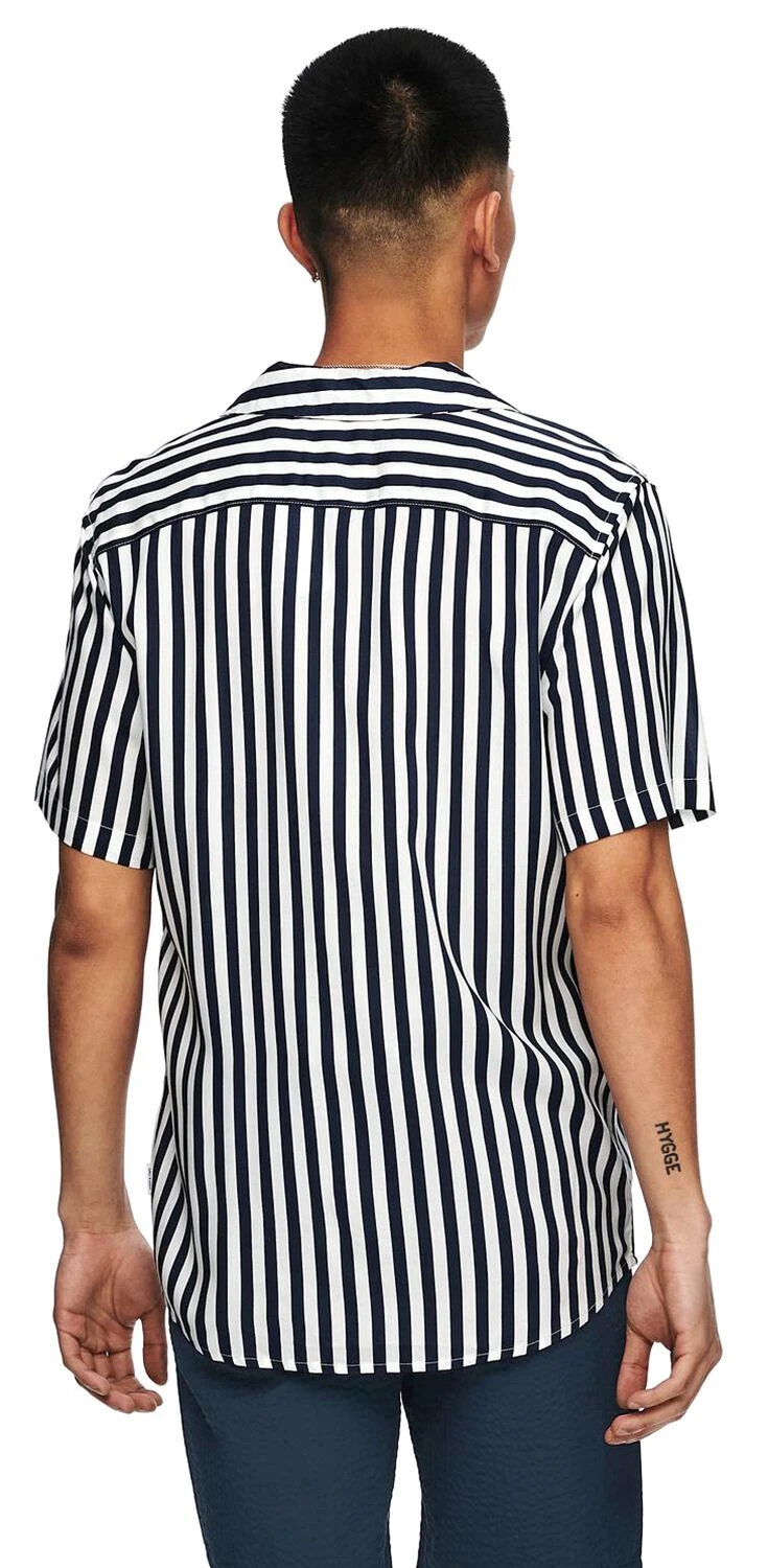 "ONSWAYNE LIFE SS VISCOSE SHIRT NOOS" Short-sleeved Shirt Blue-white By ONLY And SONS 7 "ONSWAYNE LIFE SS VISCOSE SHIRT NOOS" Short-sleeved Shirt Blue-white By ONLY And SONS - Image 5