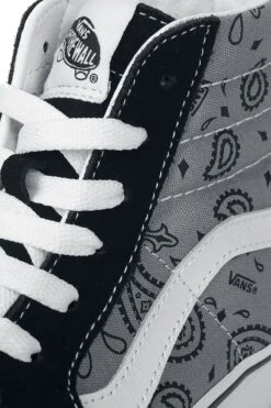 "SK8-HI Paisley Grey/true White" Sneakers High Black-grey By Vans 15 "SK8-HI Paisley Grey/true White" Sneakers High Black-grey By Vans -Men Fashion Clothing Store 540271d